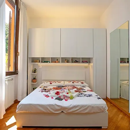 Almenno San Bartolomeo Sleeps 4 Apartment
