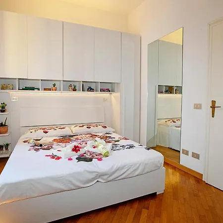 Almenno San Bartolomeo Sleeps 4